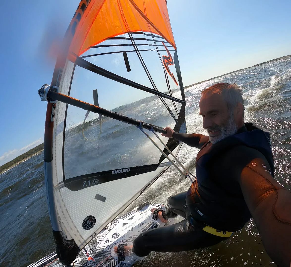 Windsurfing page hero