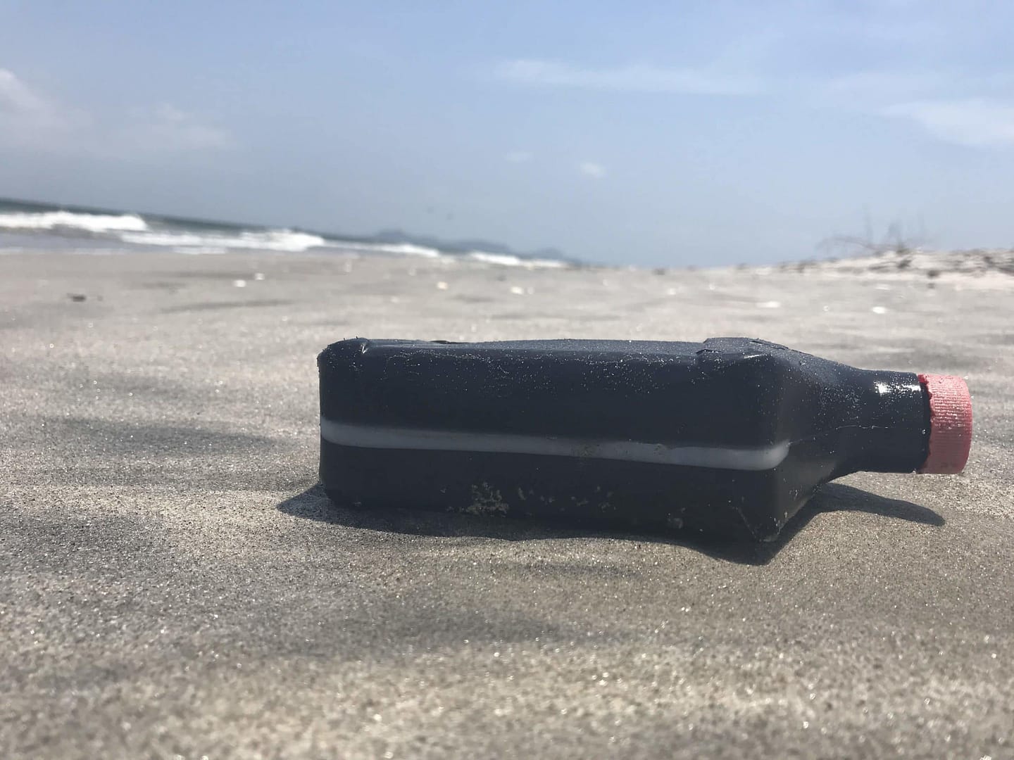 Plastic collection from the Pacific Ocean isn't easyVerdens plastproduksjon er ventet å firedobles innen 2050. Ocean Cleanup har ikke gitt opp arbeidet med å samle den før den synker til bunns.